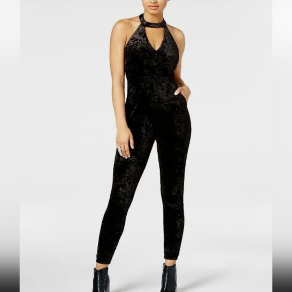 The Edit By Seventeen Juniors Chocker Neck Velvet Ankle Jumpsuit Black 9